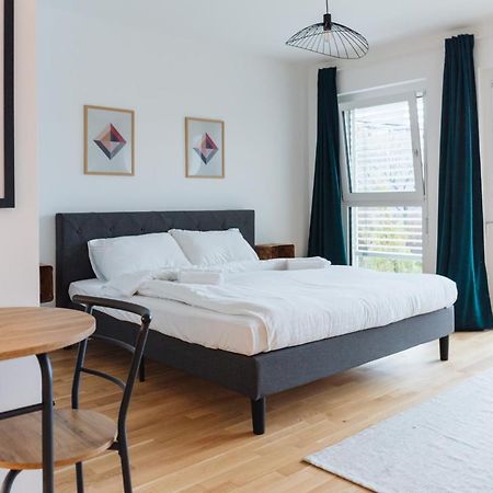 Modern Apartment Вена Экстерьер фото